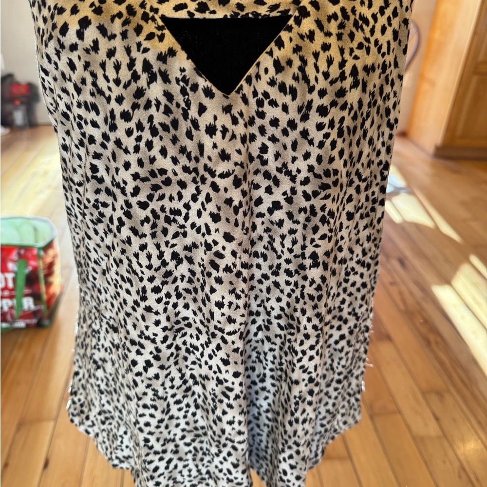 Leopard Print Sleeveless Top